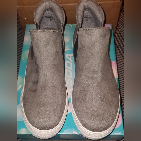 Soda sneakers -New In Box Size 8 Grey - Picture 4 of 9